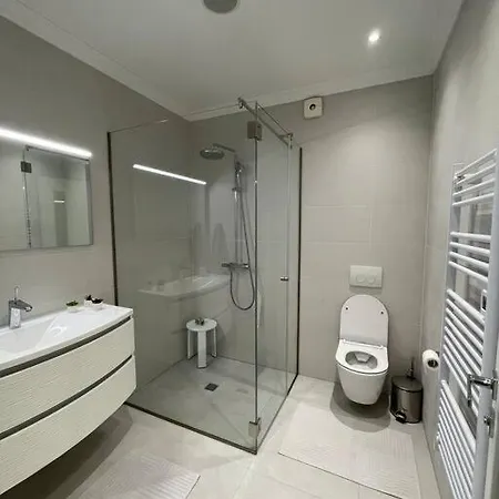 Modern 2bdrm Luxeview4- Seaview