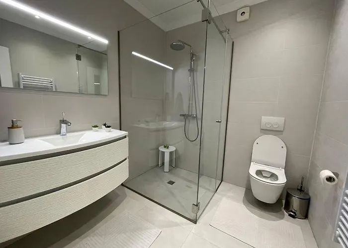 Modern 2bdrm Luxeview4- Seaview Lejlighed *