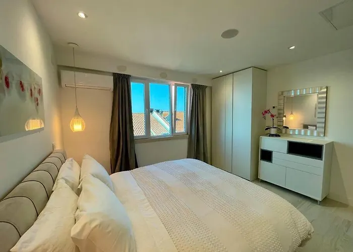 Modern 2bdrm Luxeview4- Seaview *