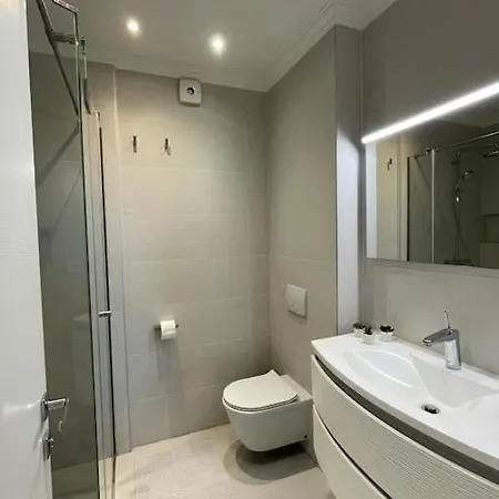 Modern 2bdrm Luxeview4- Seaview Appartement *