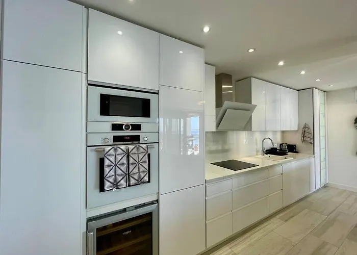 Modern 2bdrm Luxeview4- Seaview 杜布罗夫尼克